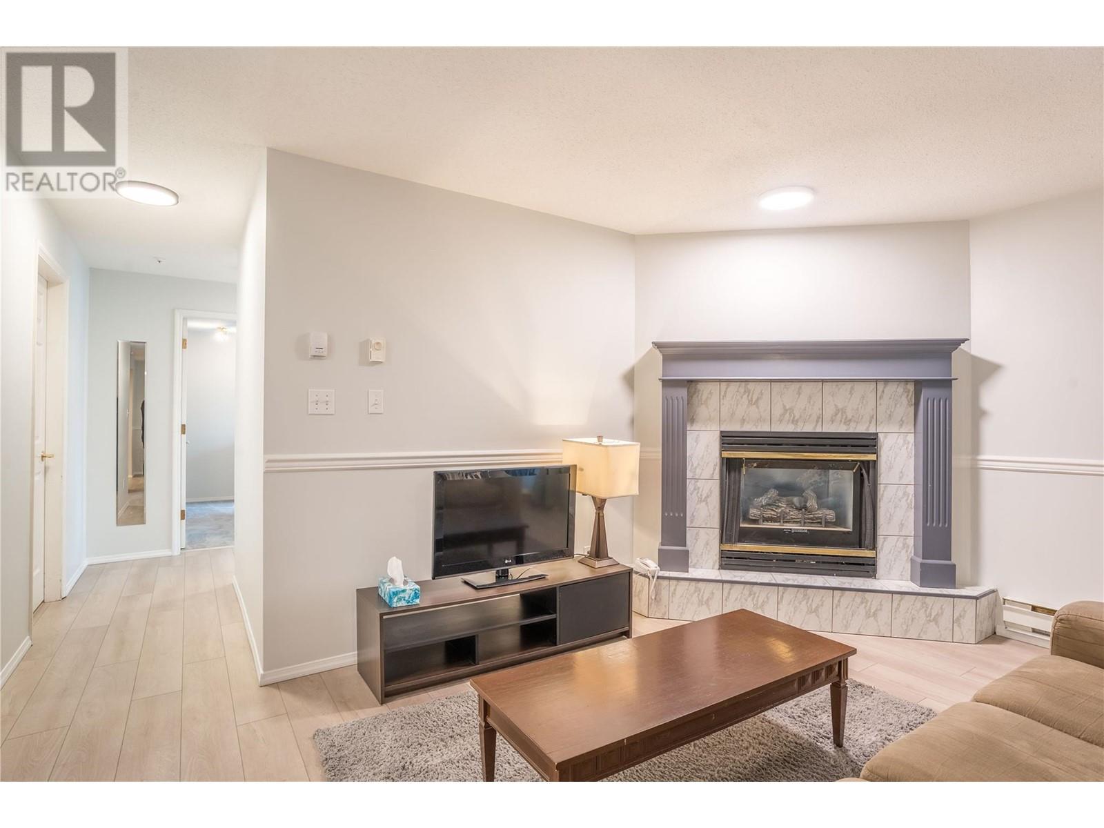 1750 Atkinson Street Unit# 106, Penticton, British Columbia  V2A 7M6 - Photo 2 - 10342064