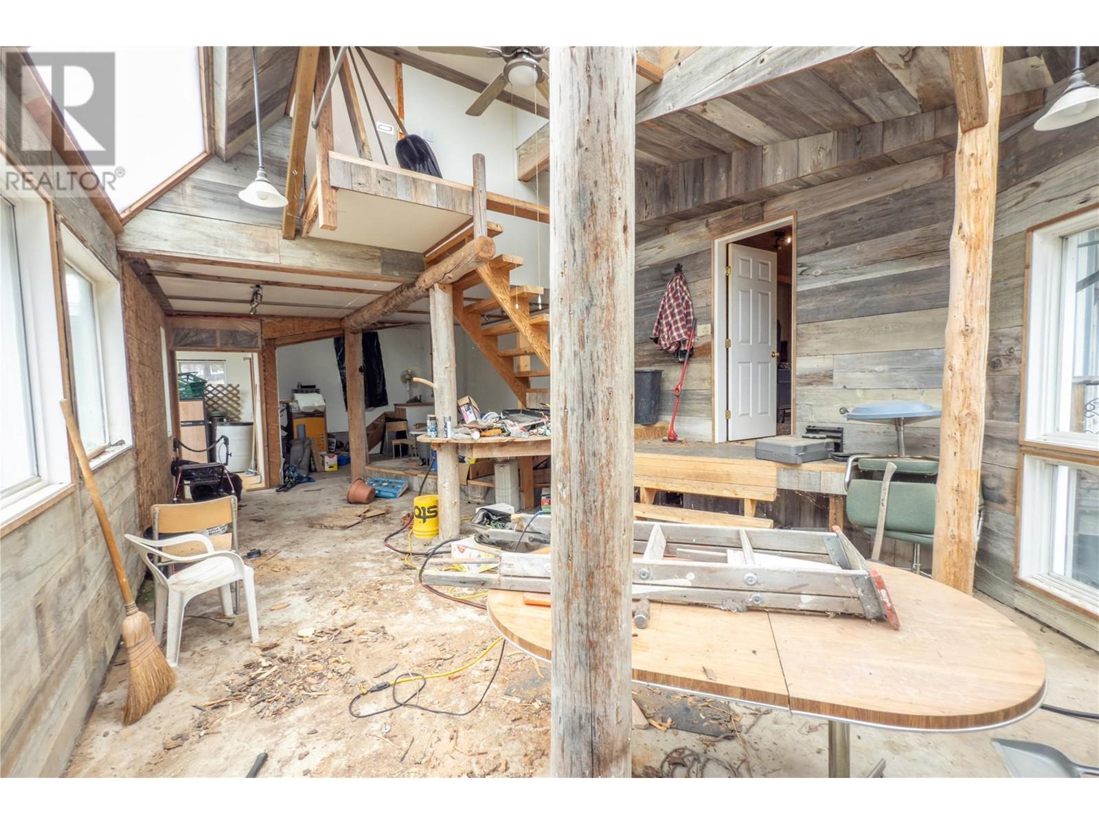 3082 Imler Road, Golden, British Columbia  V0A 1H7 - Photo 16 - 10342485