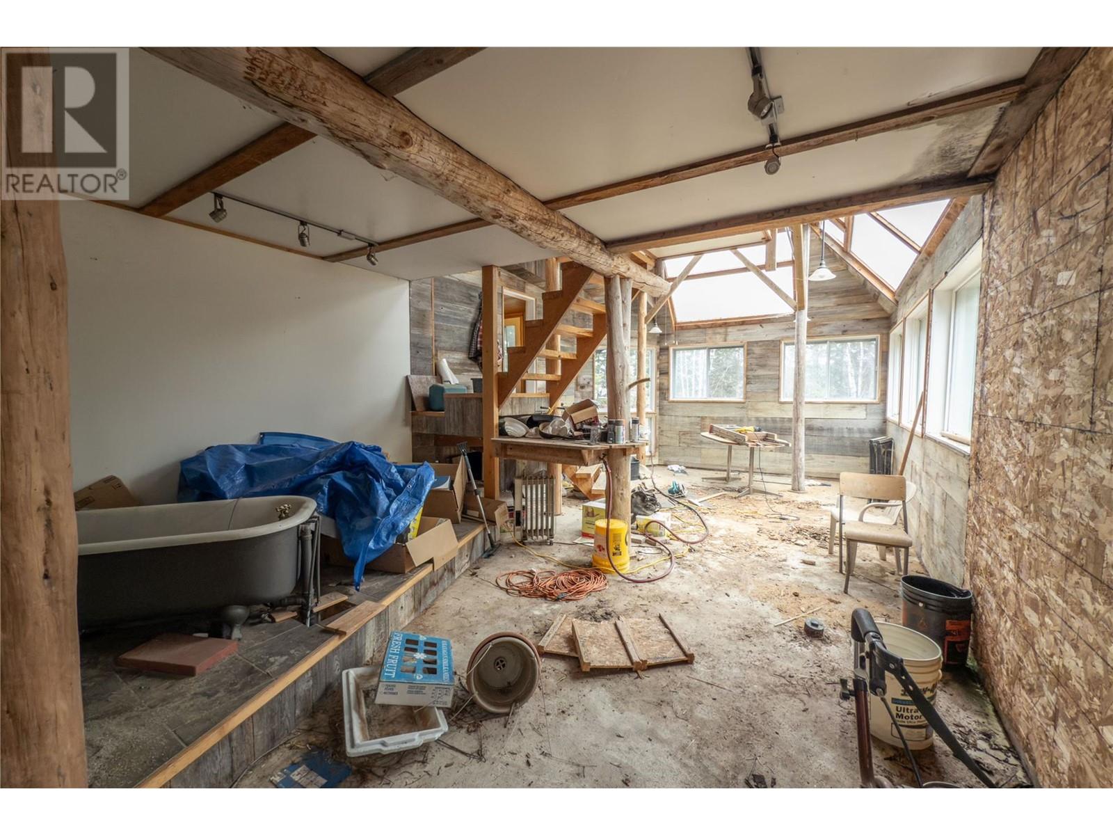 3082 Imler Road, Golden, British Columbia  V0A 1H7 - Photo 17 - 10342485