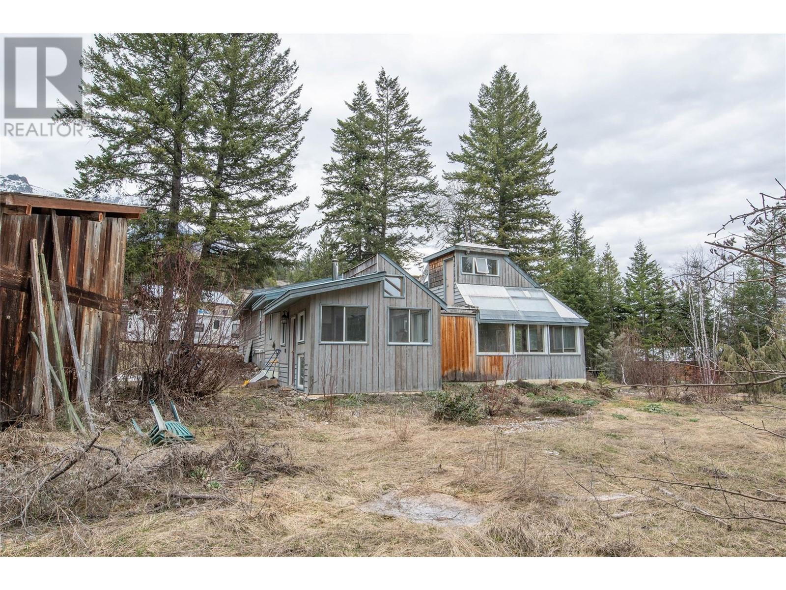 3082 Imler Road, Golden, British Columbia  V0A 1H7 - Photo 21 - 10342485