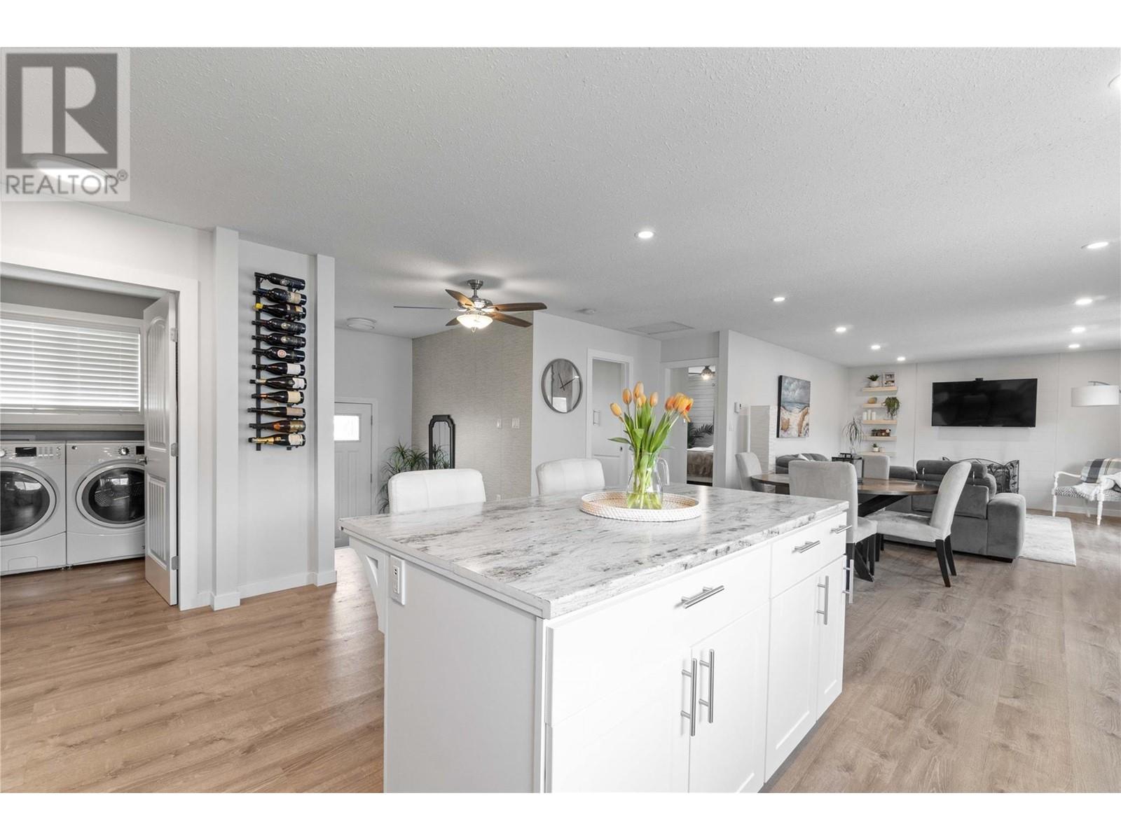 10015 87th Street, Osoyoos, British Columbia  V0H 1V2 - Photo 24 - 10341227