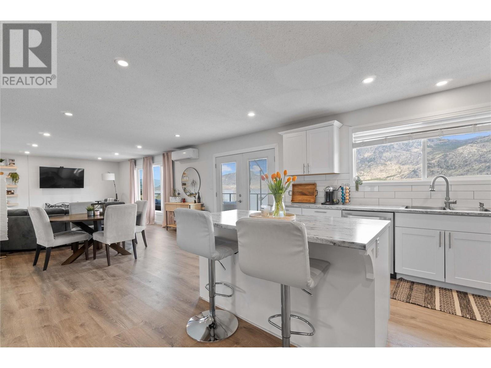 10015 87th Street, Osoyoos, British Columbia  V0H 1V2 - Photo 26 - 10341227