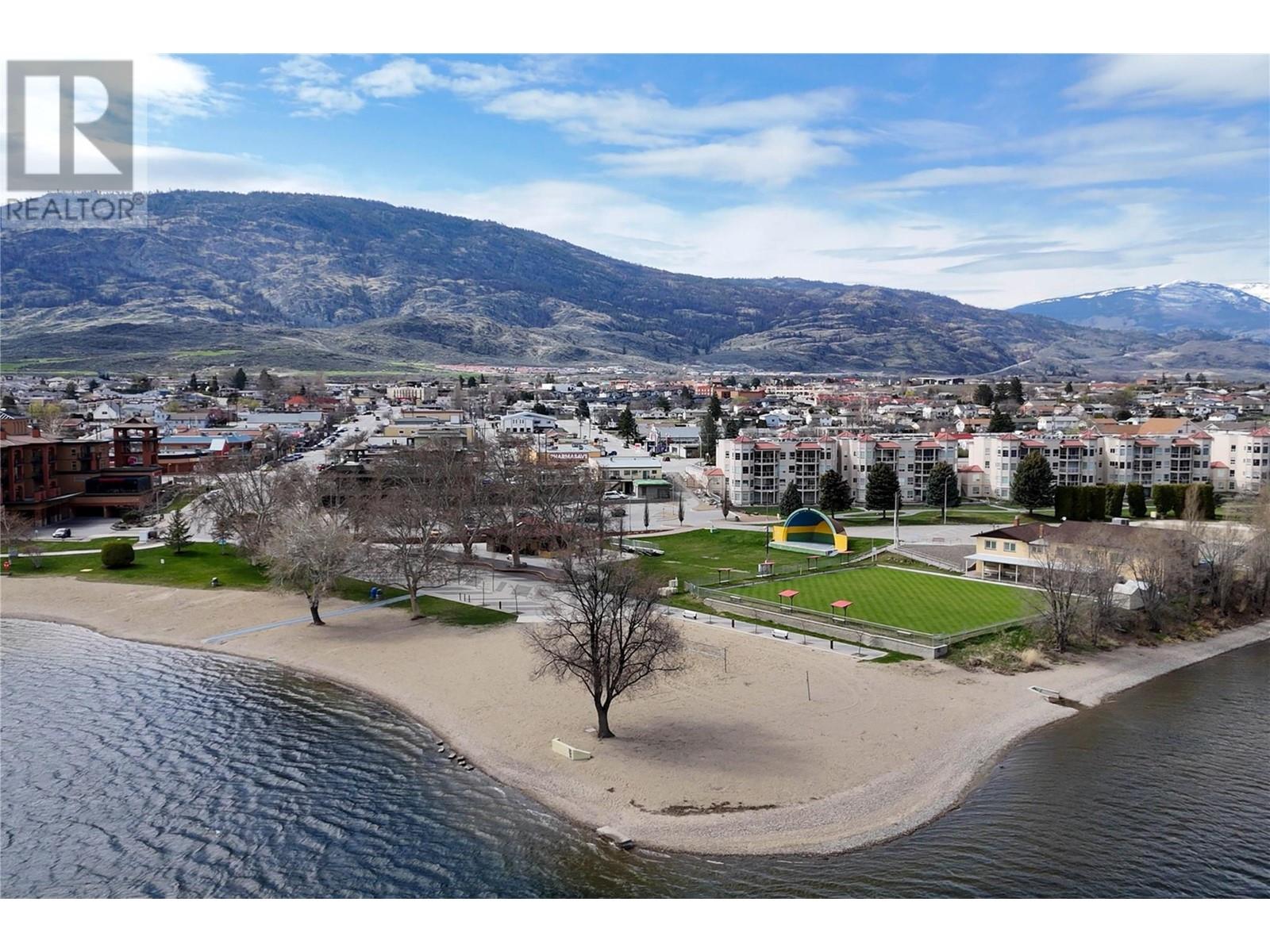 10015 87th Street, Osoyoos, British Columbia  V0H 1V2 - Photo 3 - 10341227