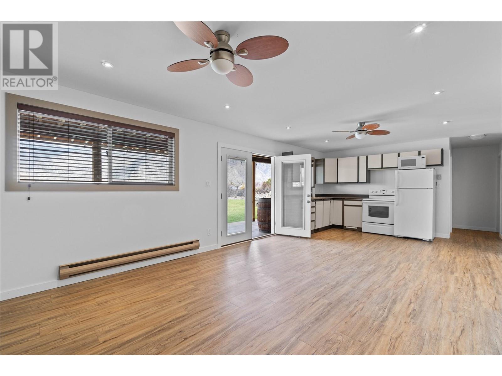10015 87th Street, Osoyoos, British Columbia  V0H 1V2 - Photo 47 - 10341227