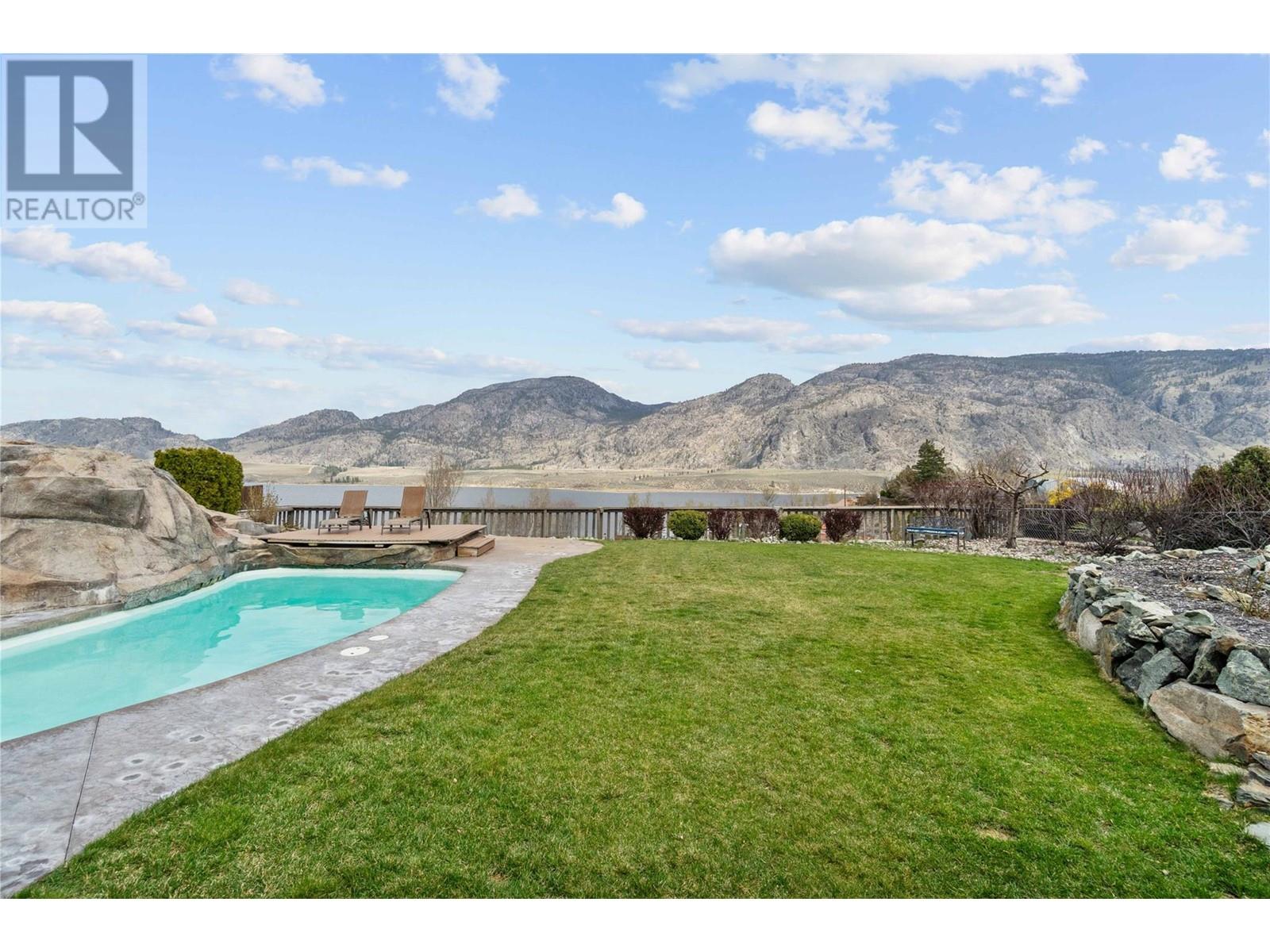 10015 87th Street, Osoyoos, British Columbia  V0H 1V2 - Photo 63 - 10341227
