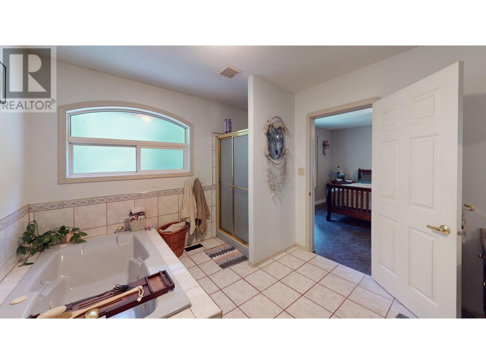 2300 Old Salmo Road, Fruitvale, British Columbia  V0G 1L0 - Photo 28 - 10342544