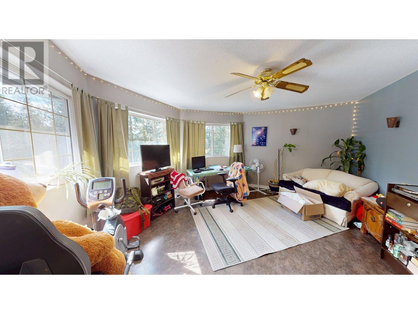 2300 Old Salmo Road, Fruitvale, British Columbia  V0G 1L0 - Photo 33 - 10342544