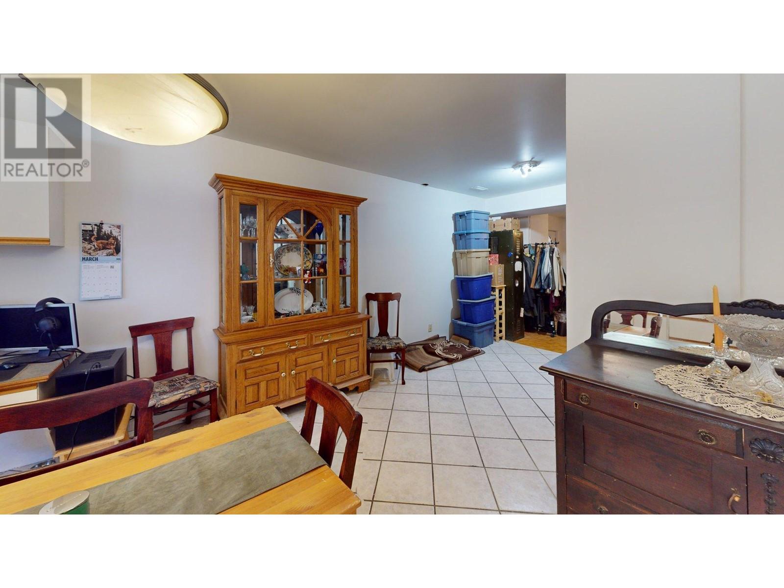 2300 Old Salmo Road, Fruitvale, British Columbia  V0G 1L0 - Photo 42 - 10342544