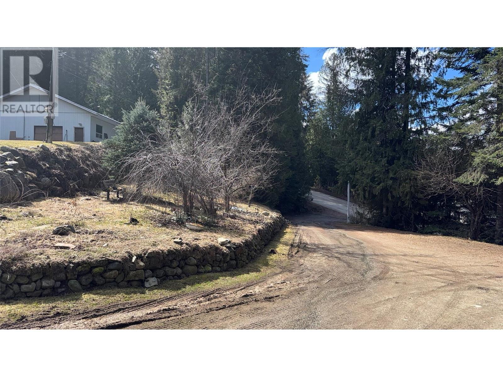 2300 Old Salmo Road, Fruitvale, British Columbia  V0G 1L0 - Photo 67 - 10342544