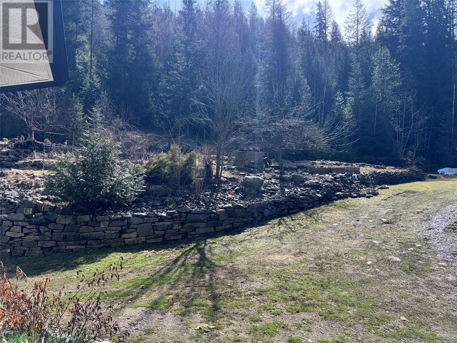 2300 Old Salmo Road, Fruitvale, British Columbia  V0G 1L0 - Photo 80 - 10342544