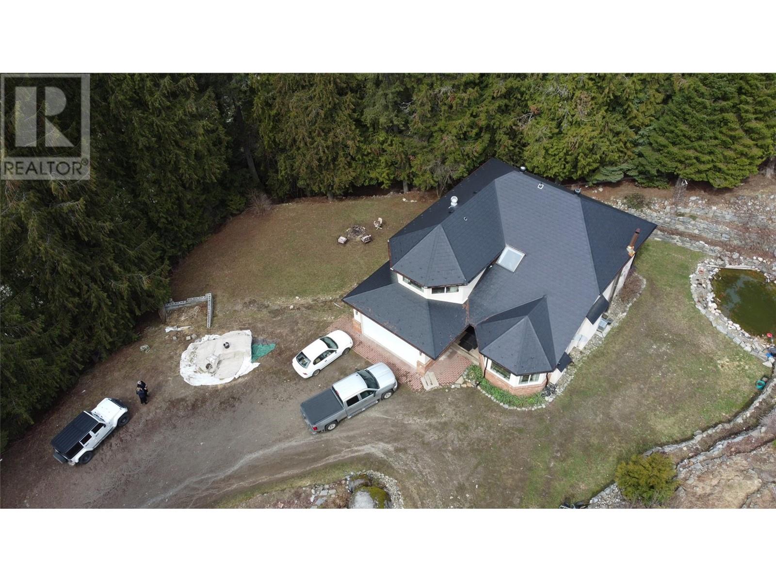 2300 Old Salmo Road, Fruitvale, British Columbia  V0G 1L0 - Photo 87 - 10342544