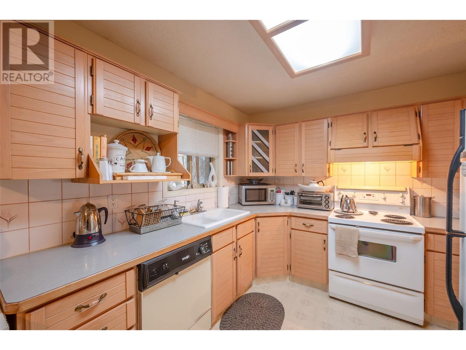 3096 South Main Street Unit# 15, Penticton, British Columbia  V2A 8C2 - Photo 10 - 10342819