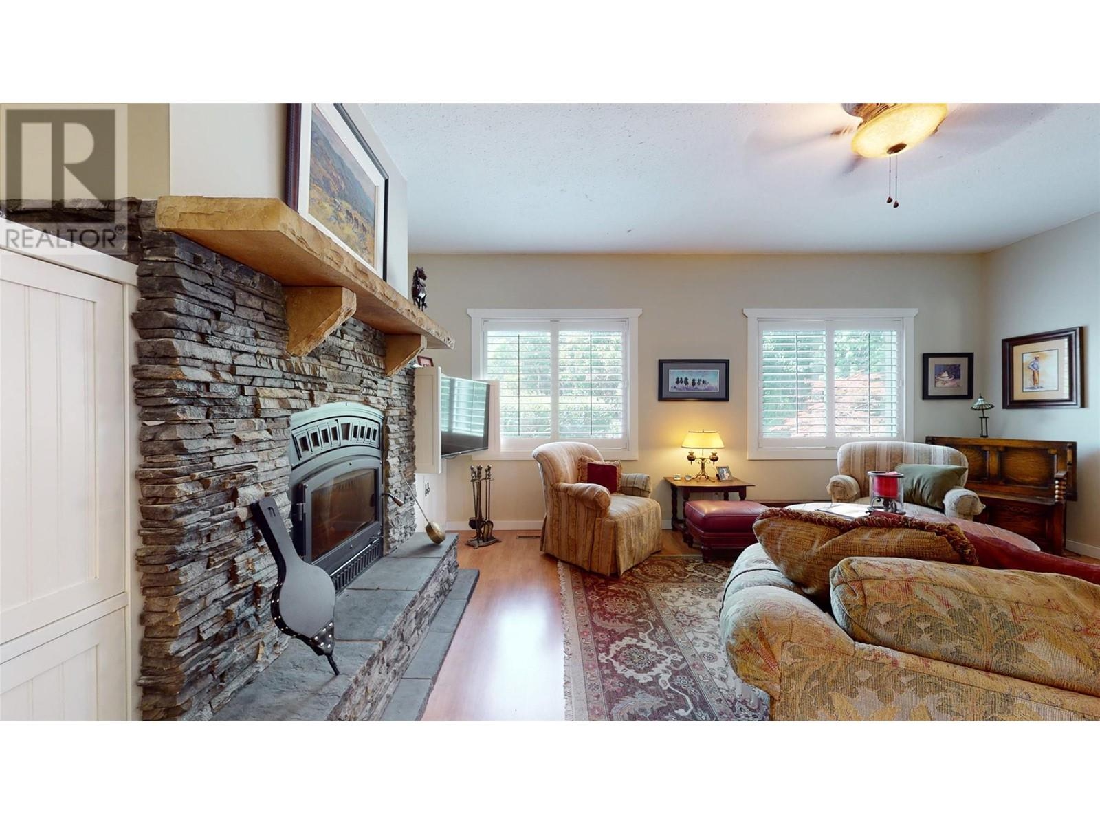 205 Greasewood Avenue, Oliver, British Columbia  V0H 1T1 - Photo 10 - 10342831
