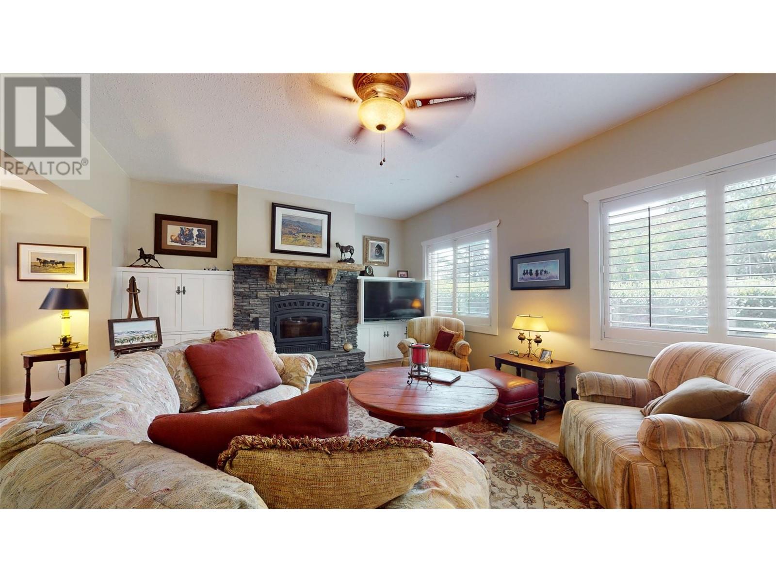 205 Greasewood Avenue, Oliver, British Columbia  V0H 1T1 - Photo 12 - 10342831