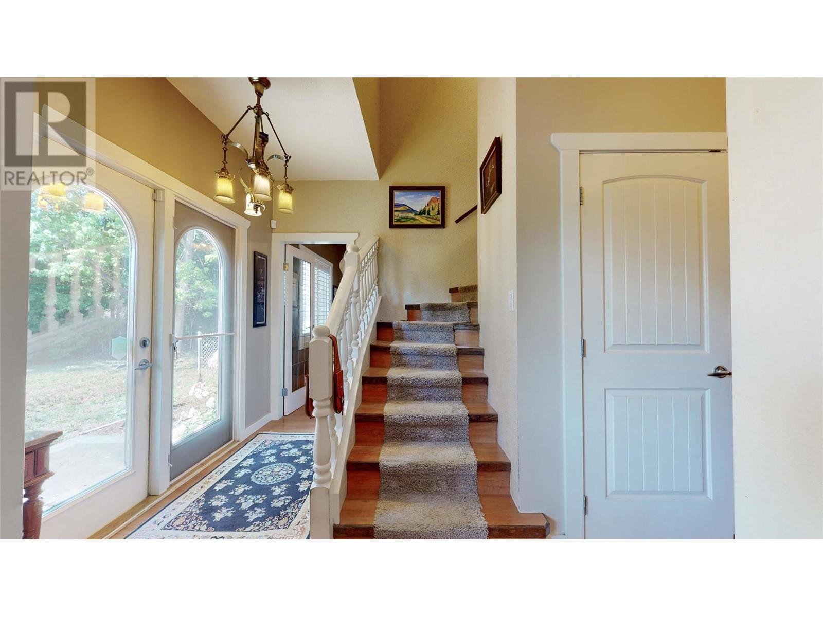 205 Greasewood Avenue, Oliver, British Columbia  V0H 1T1 - Photo 13 - 10342831