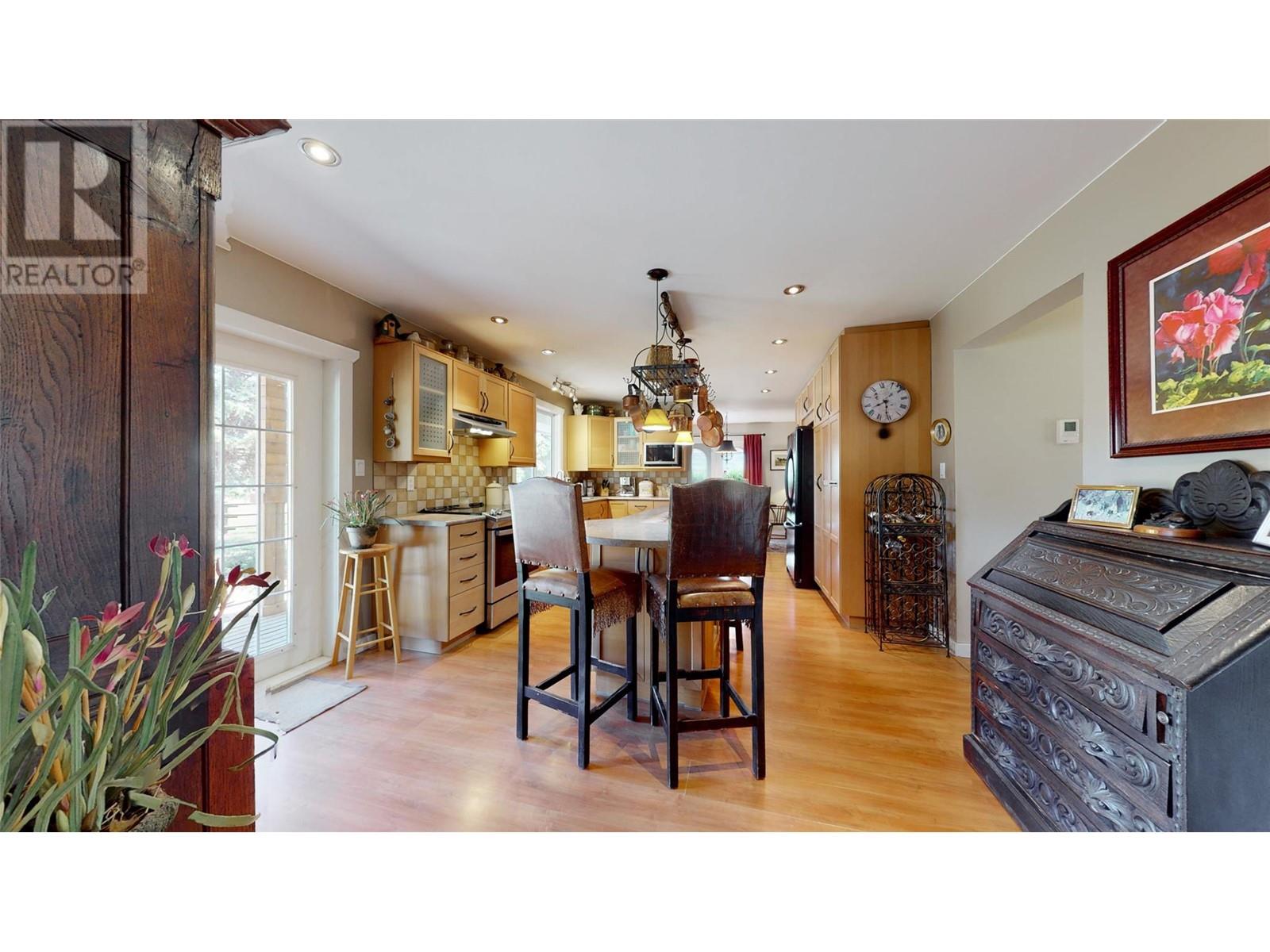 205 Greasewood Avenue, Oliver, British Columbia  V0H 1T1 - Photo 7 - 10342831