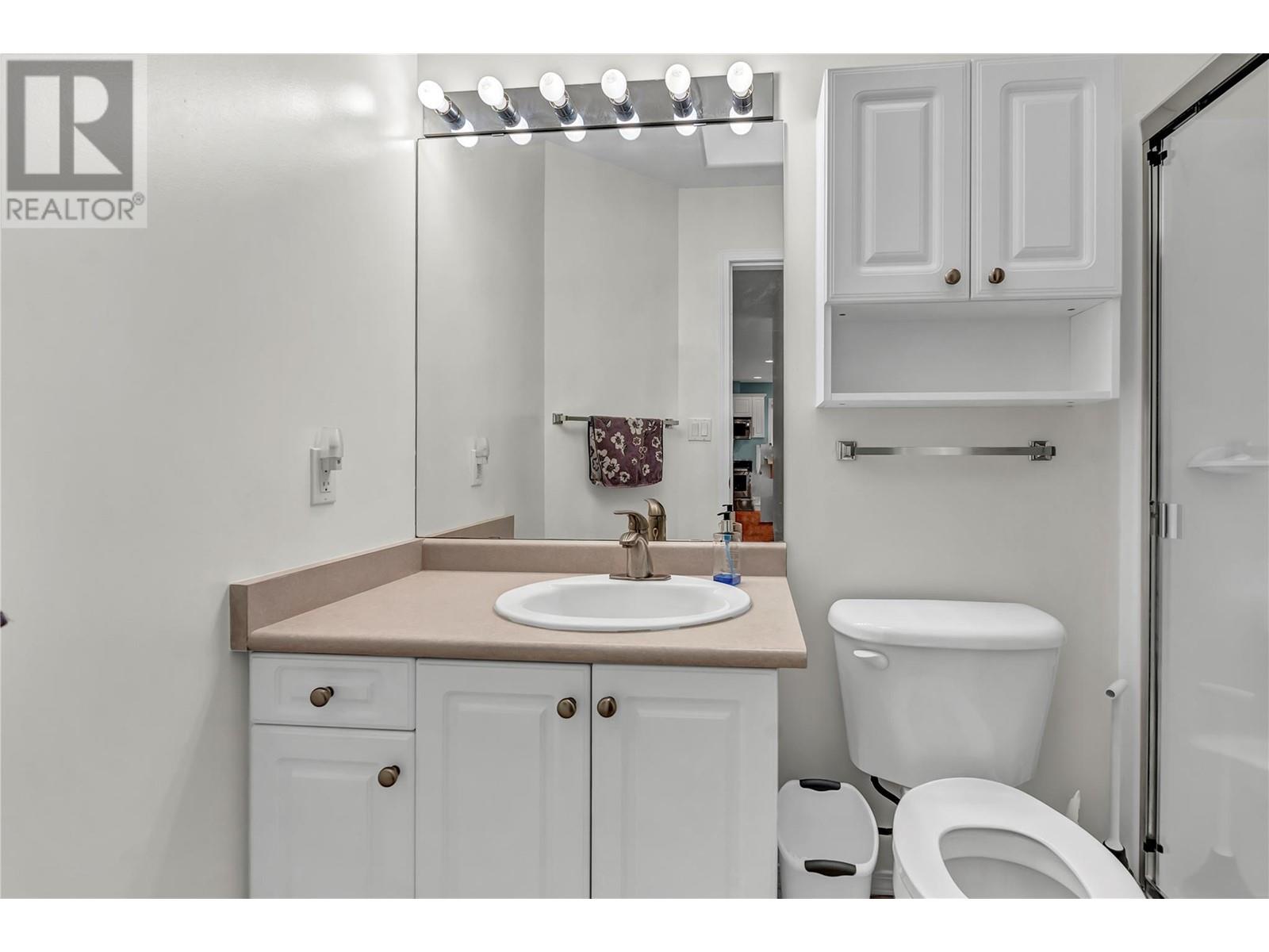 588 Red Wing Drive, Penticton, British Columbia  V2A 8N7 - Photo 7 - 10342628