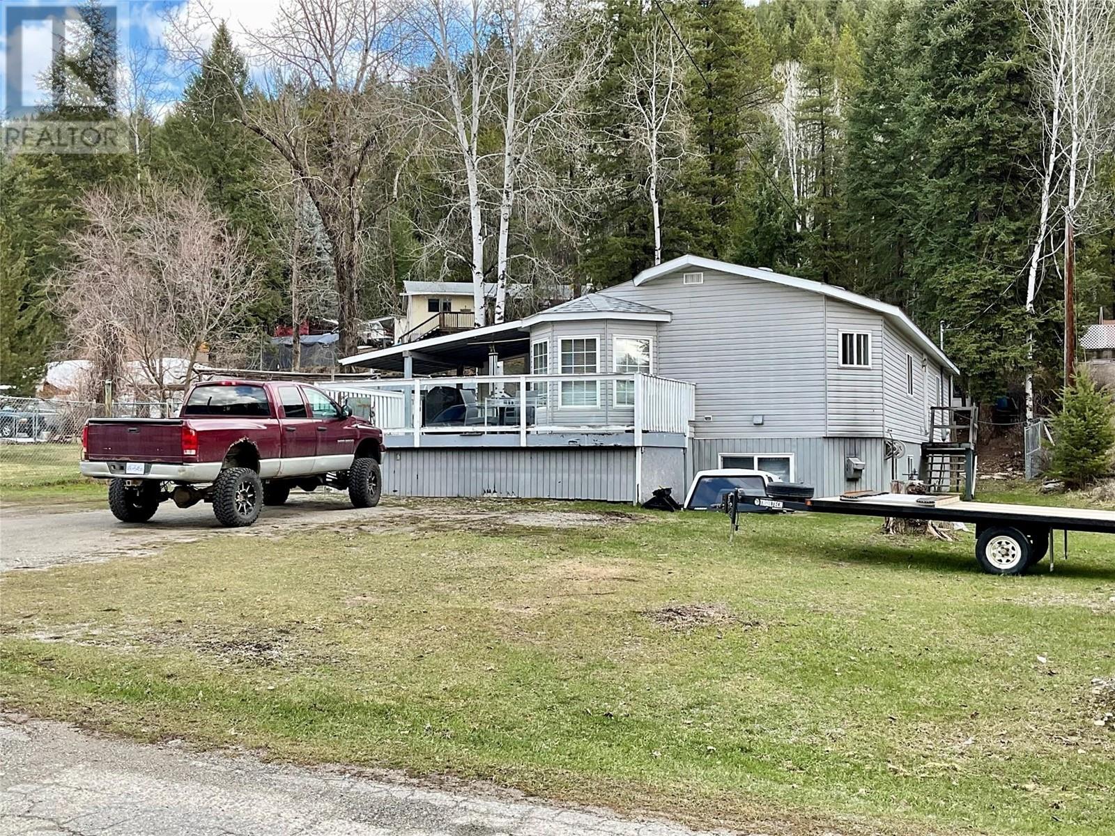 786 Strathmore Avenue, Greenwood, British Columbia  V0H 1J0 - Photo 1 - 10342792