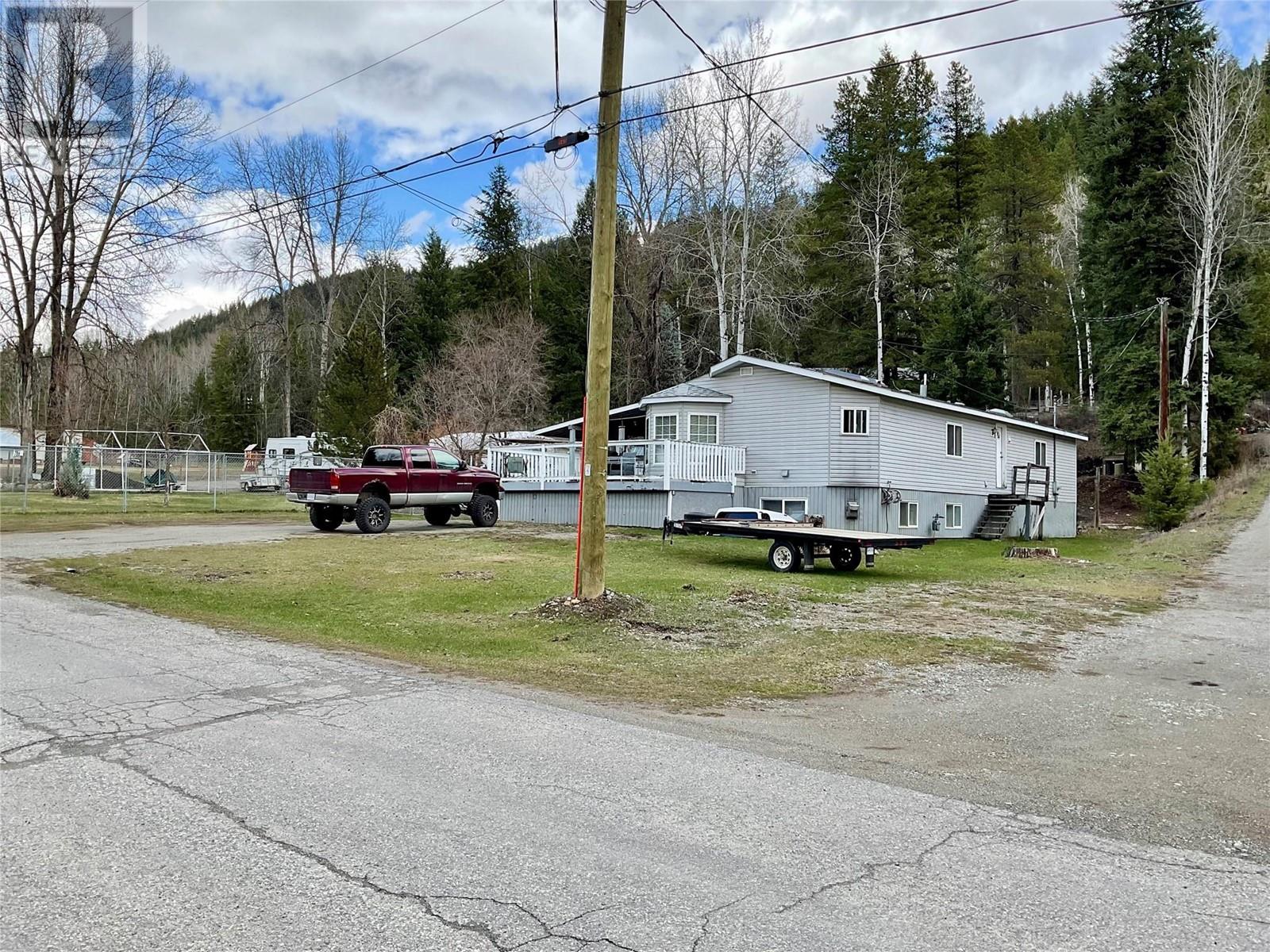 786 Strathmore Avenue, Greenwood, British Columbia  V0H 1J0 - Photo 2 - 10342792