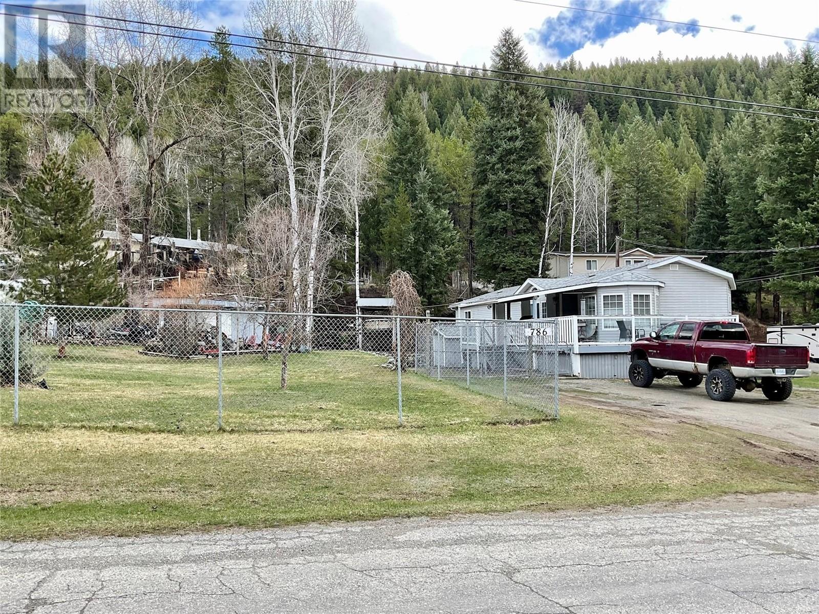 786 Strathmore Avenue, Greenwood, British Columbia  V0H 1J0 - Photo 3 - 10342792