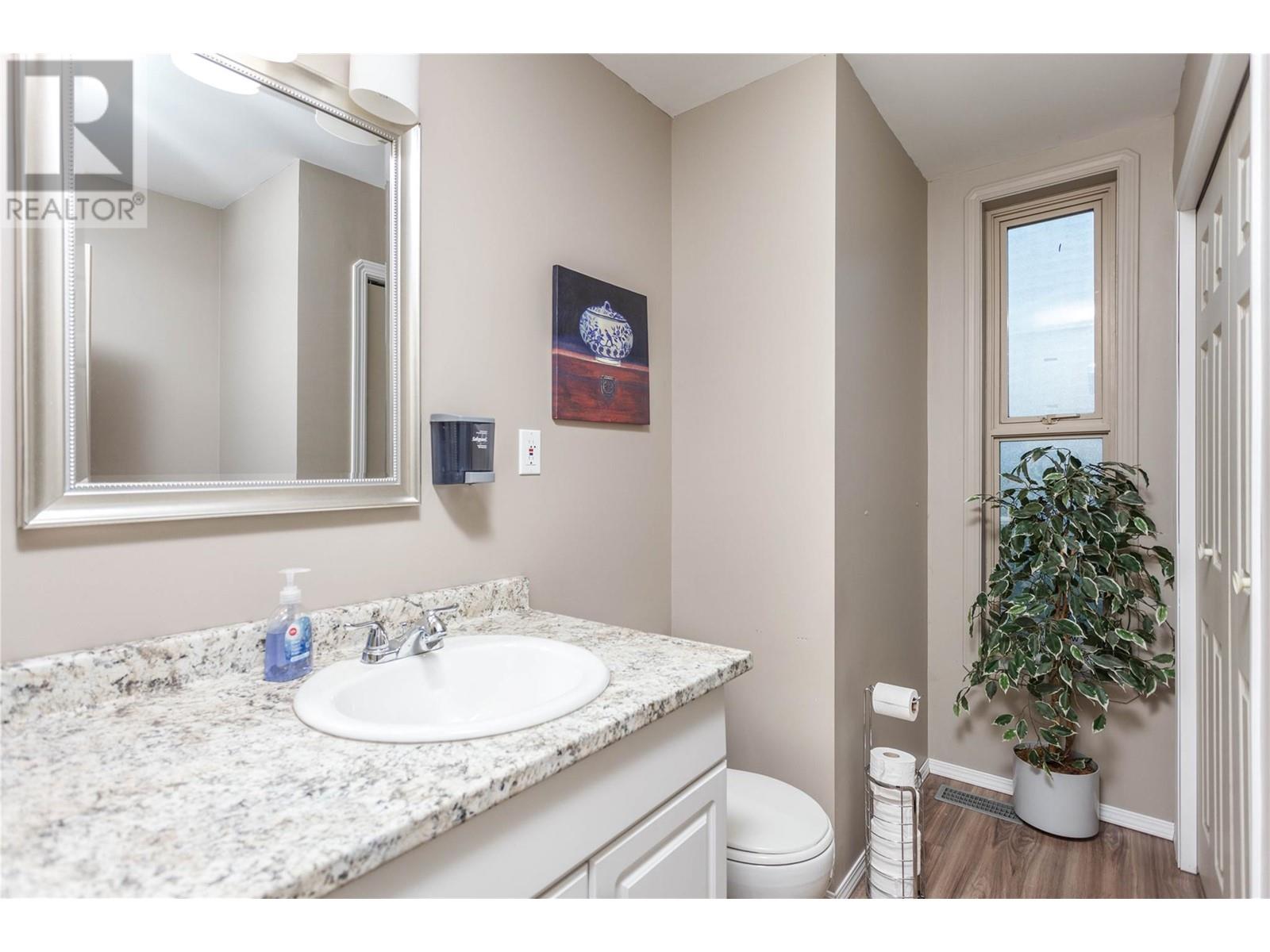 2143 Shuswap Avenue, Lumby, British Columbia  V0E 2G0 - Photo 11 - 10342669