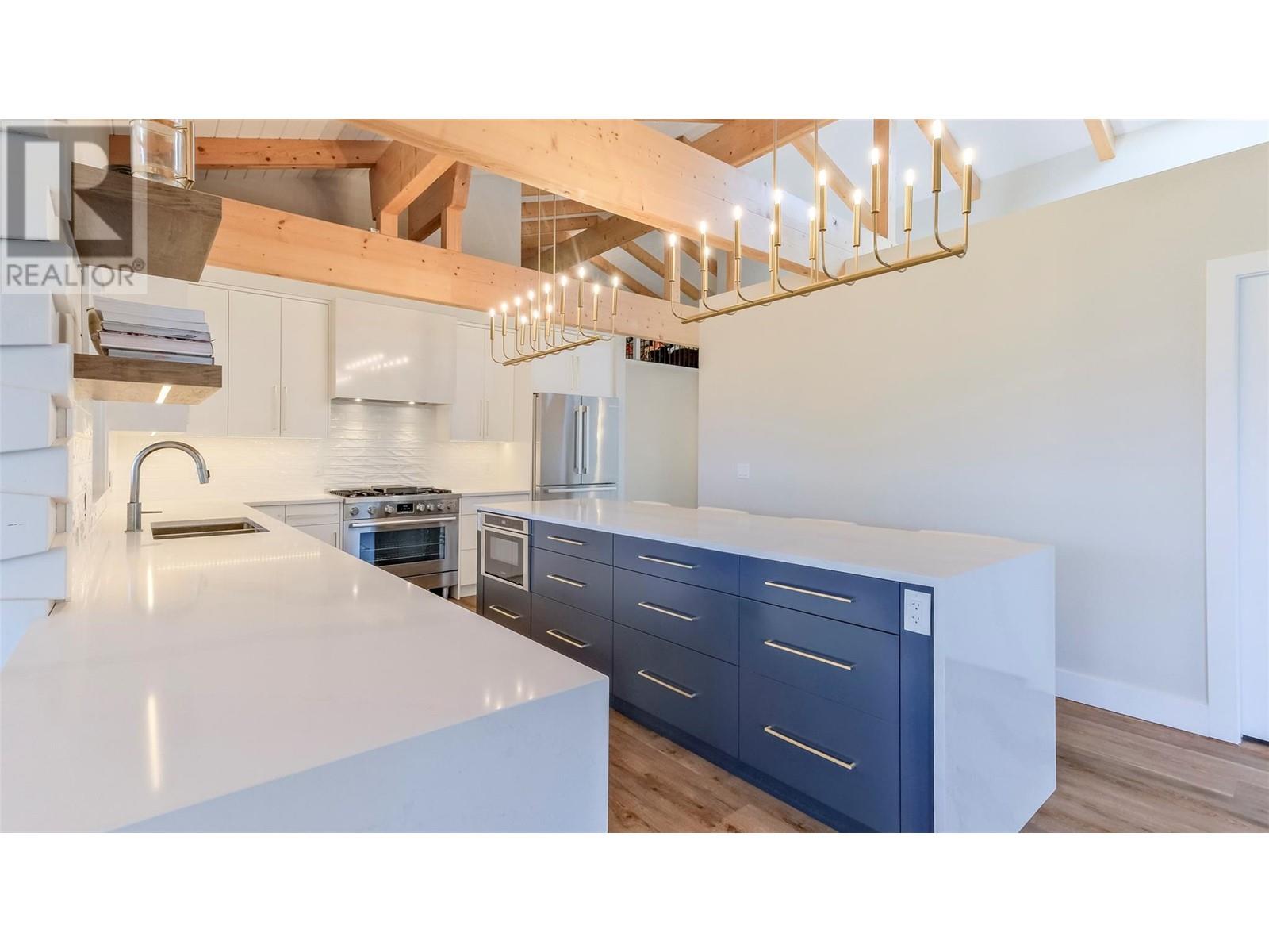 1055 Pearson Road, Penticton, British Columbia  V2A 8T9 - Photo 11 - 10342908