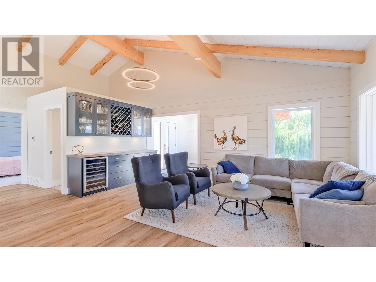 1055 Pearson Road, Penticton, British Columbia  V2A 8T9 - Photo 13 - 10342908