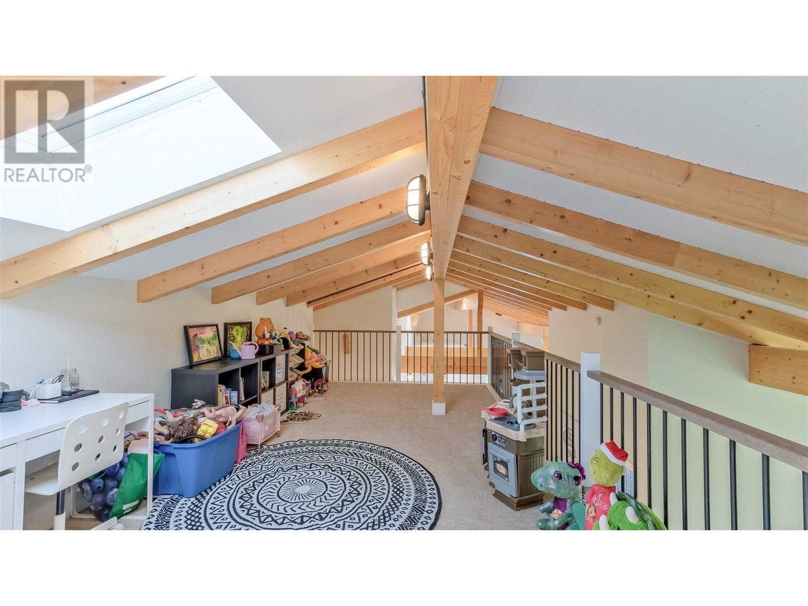 1055 Pearson Road, Penticton, British Columbia  V2A 8T9 - Photo 24 - 10342908
