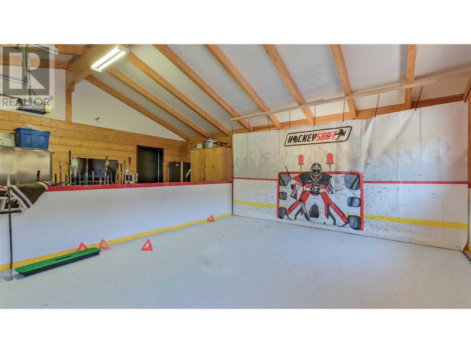 1055 Pearson Road, Penticton, British Columbia  V2A 8T9 - Photo 32 - 10342908