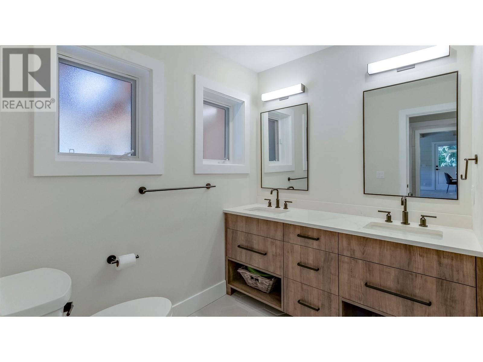 1055 Pearson Road, Penticton, British Columbia  V2A 8T9 - Photo 36 - 10342908