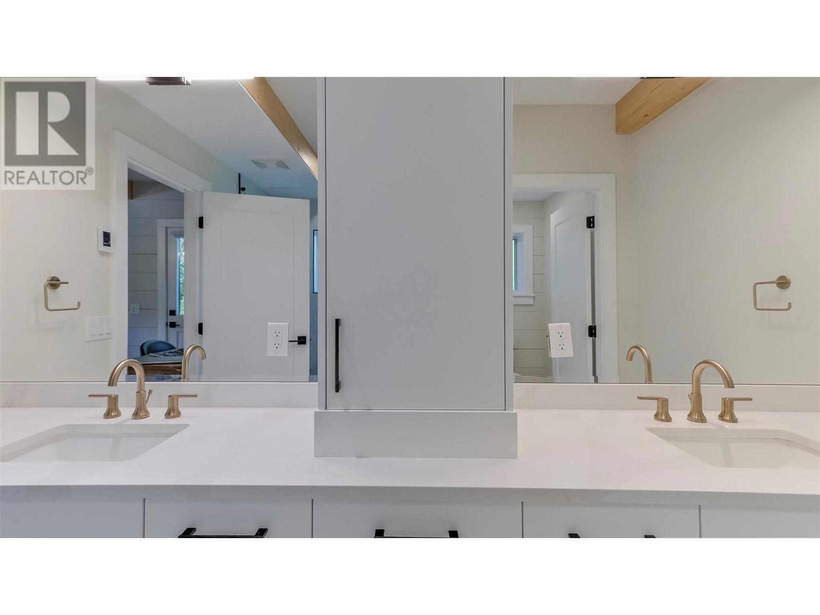 1055 Pearson Road, Penticton, British Columbia  V2A 8T9 - Photo 42 - 10342908