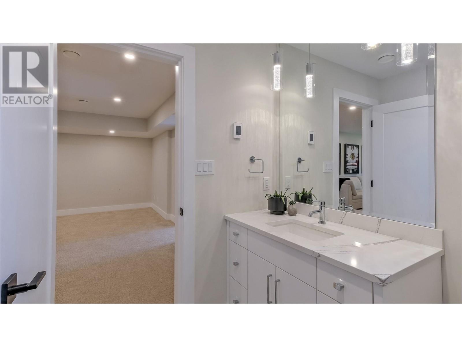 1055 Pearson Road, Penticton, British Columbia  V2A 8T9 - Photo 54 - 10342908