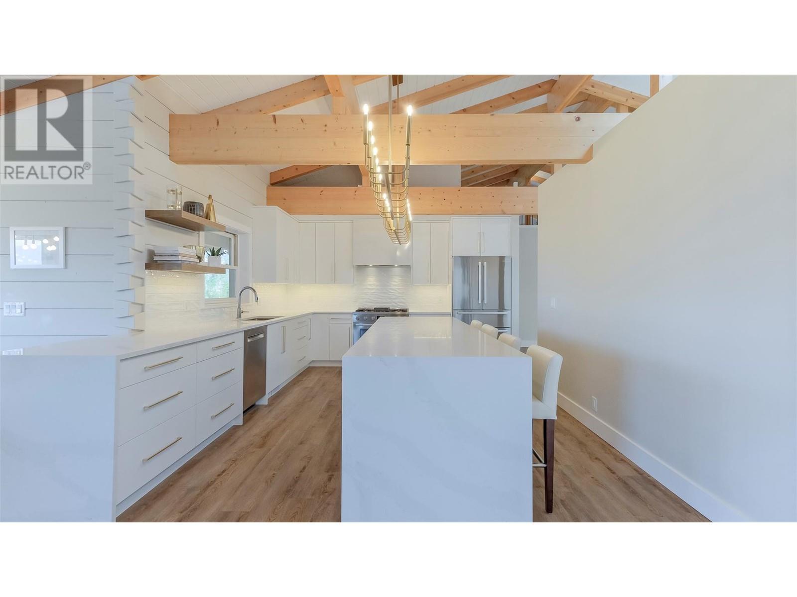 1055 Pearson Road, Penticton, British Columbia  V2A 8T9 - Photo 7 - 10342908