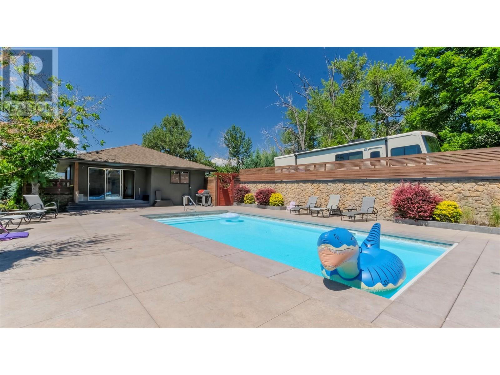 1055 Pearson Road, Penticton, British Columbia  V2A 8T9 - Photo 79 - 10342908