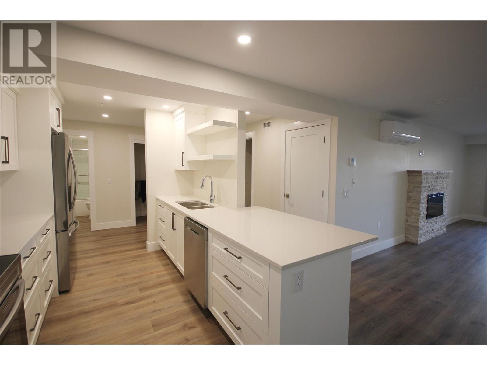 217 Elm Avenue Unit# 209, Penticton, British Columbia  V2A 3W1 - Photo 5 - 10342916