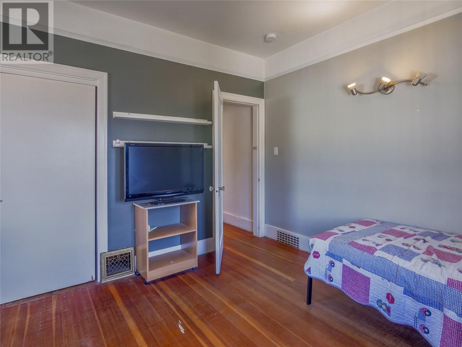 678 Latimer Street, Penticton, British Columbia  V2A 5R6 - Photo 16 - 10342392
