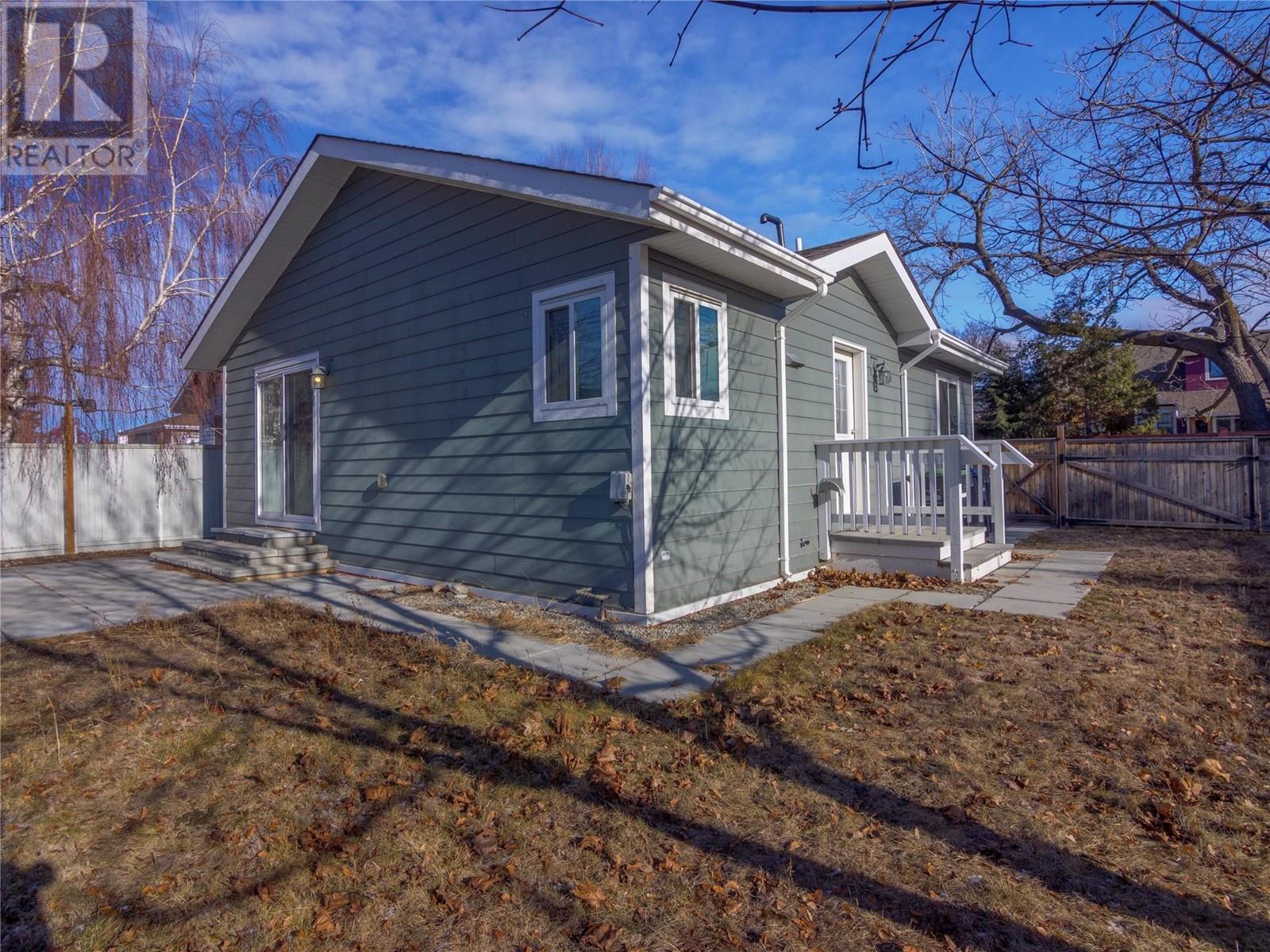 678 Latimer Street, Penticton, British Columbia  V2A 5R6 - Photo 43 - 10342392