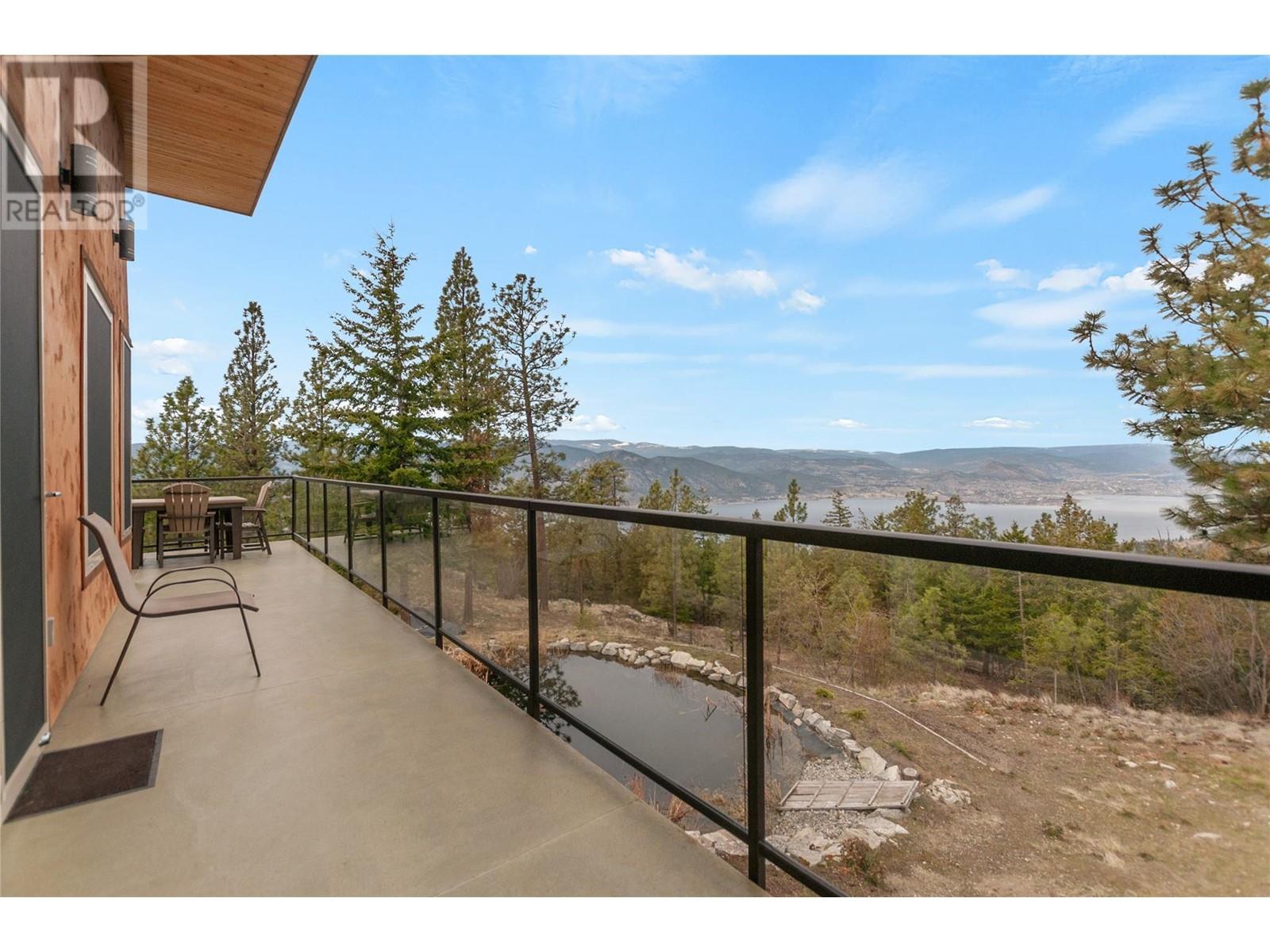102 Vista Place, Penticton, British Columbia  V2A 8T4 - Photo 6 - 10342972