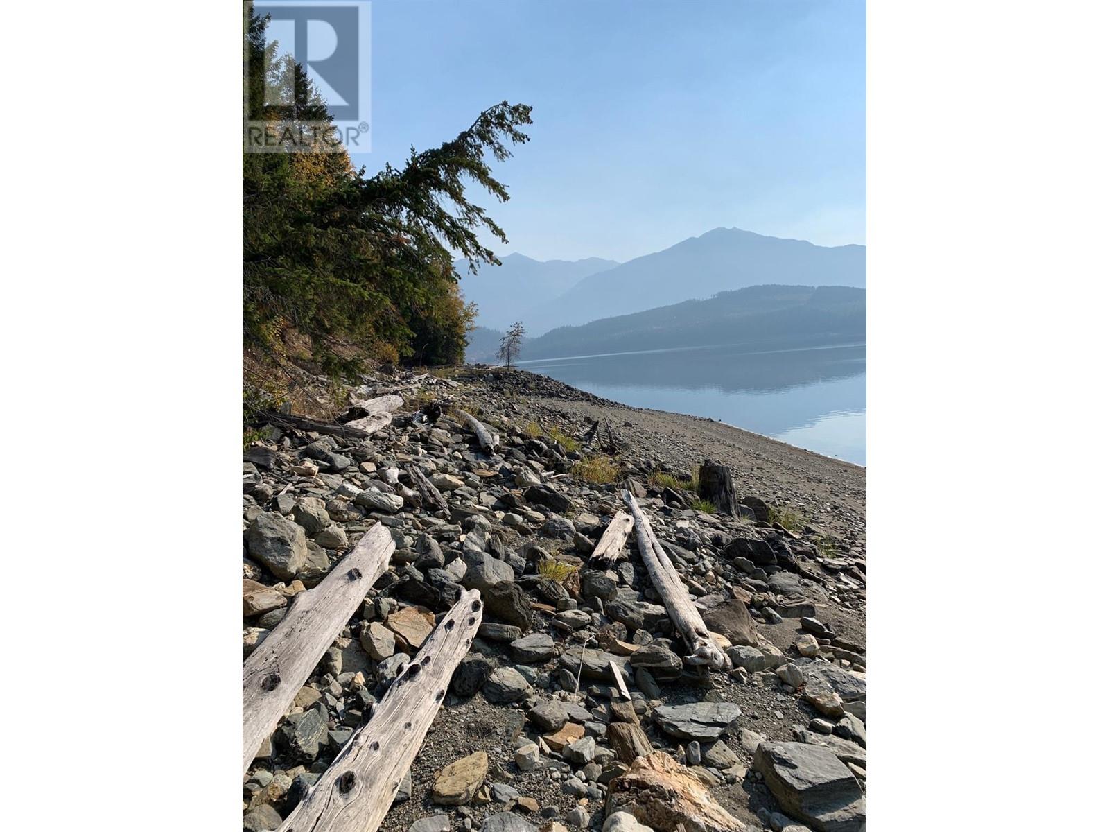 Rural Revelstoke No Address, Revelstoke, British Columbia    - Photo 2 - 10340146