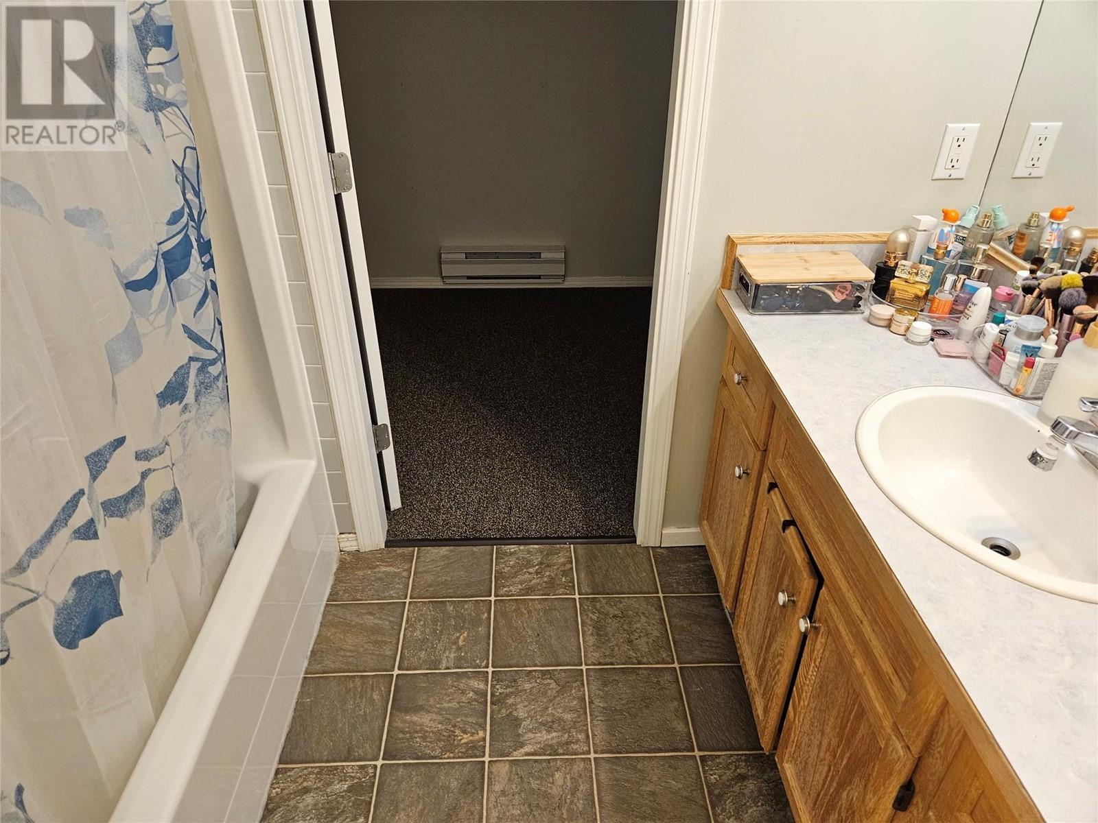 1027 Westminster Avenue W Unit# 201, Penticton, British Columbia  V2A 5C5 - Photo 15 - 10343014