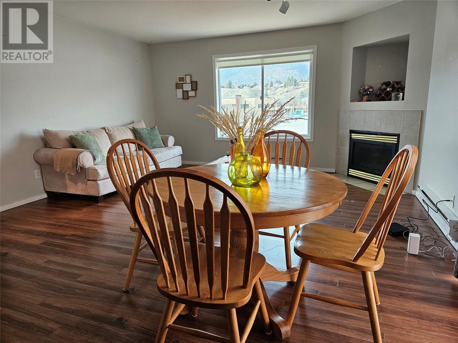 1027 Westminster Avenue W Unit# 201, Penticton, British Columbia  V2A 5C5 - Photo 5 - 10343014