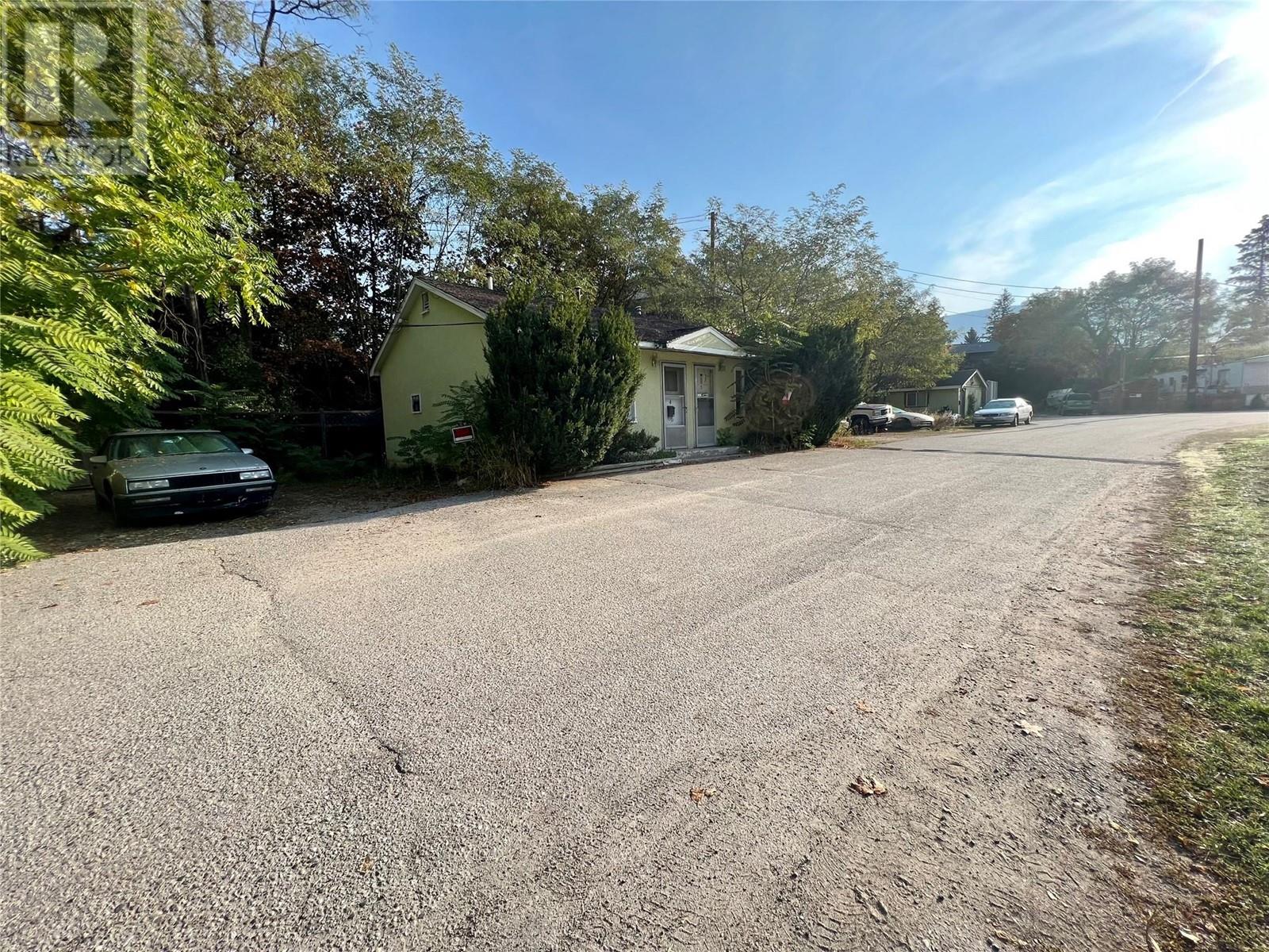 1101-1107 Columbia Avenue, Castlegar, British Columbia  V1N 1H6 - Photo 7 - 10342849