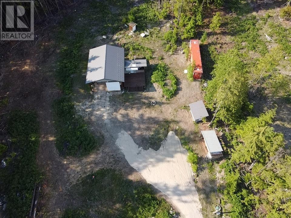 736 Bartley Road, Nakusp, British Columbia  V0G 1R1 - Photo 1 - 10343001