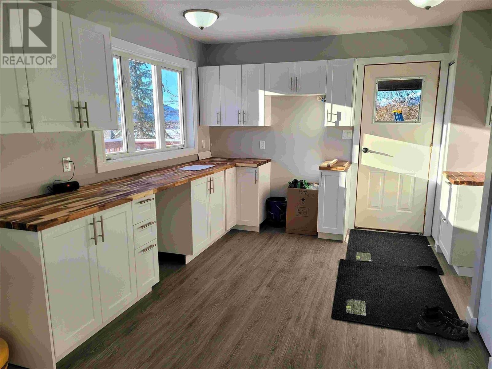 2755 95 Highway, Brisco, British Columbia  V0A 1B0 - Photo 14 - 10343197