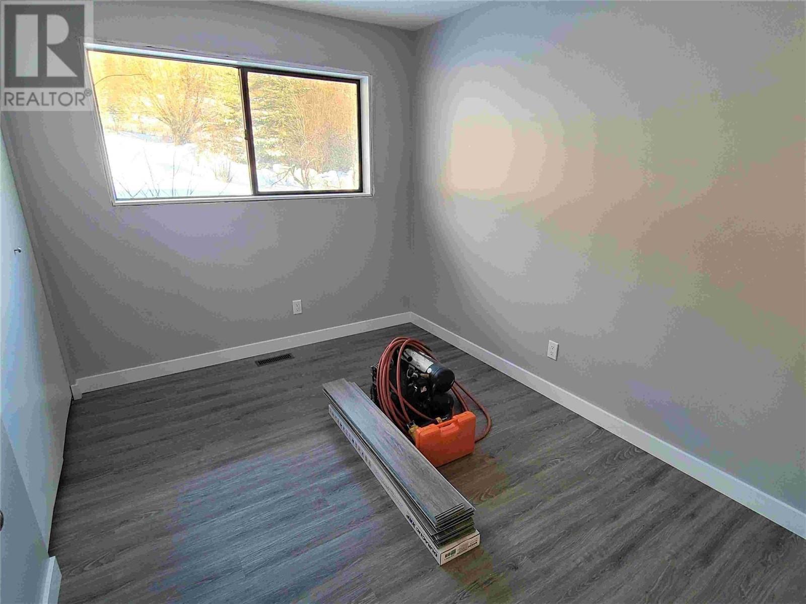 2755 95 Highway, Brisco, British Columbia  V0A 1B0 - Photo 17 - 10343197