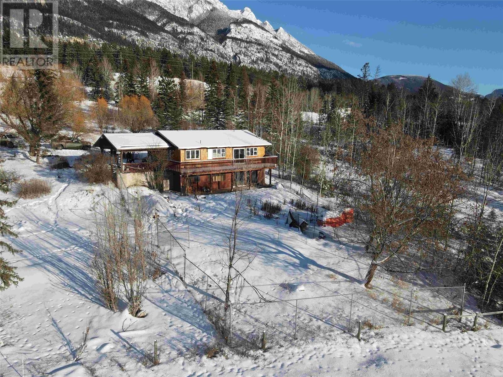 2755 95 Highway, Brisco, British Columbia  V0A 1B0 - Photo 26 - 10343197