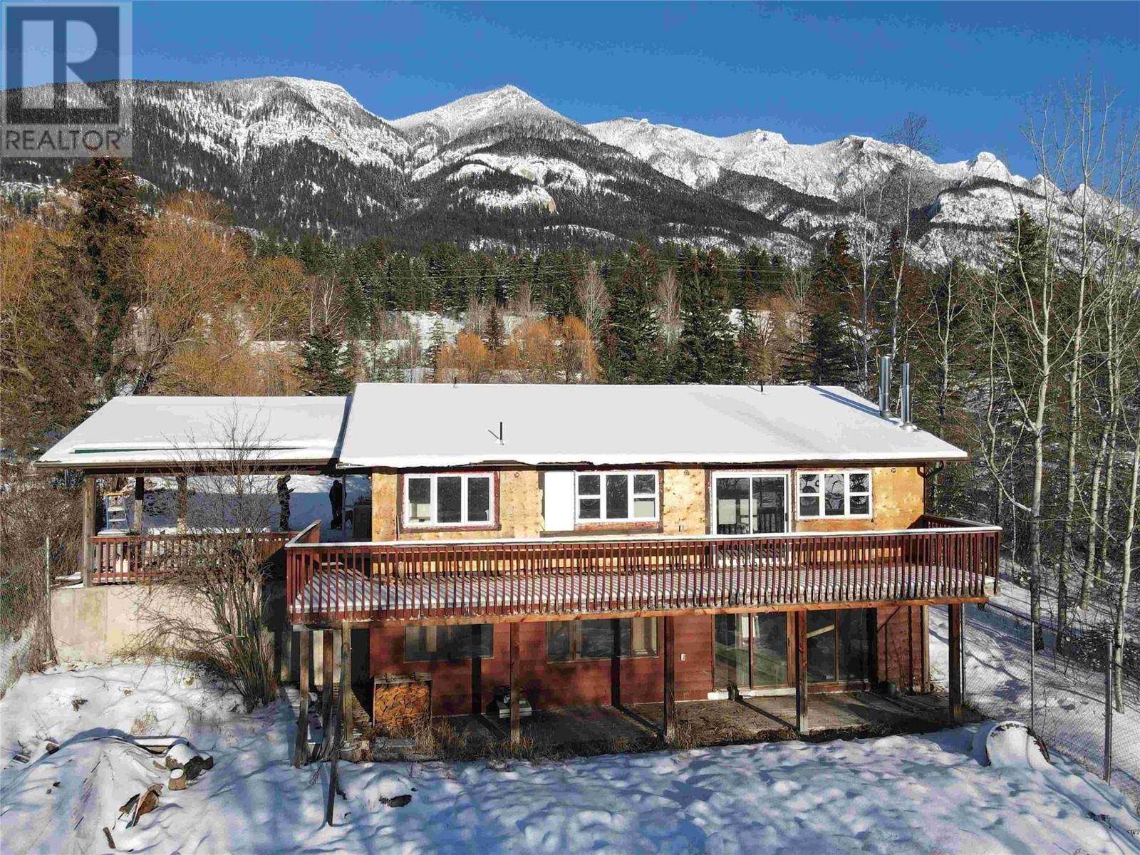 2755 95 Highway, Brisco, British Columbia  V0A 1B0 - Photo 27 - 10343197