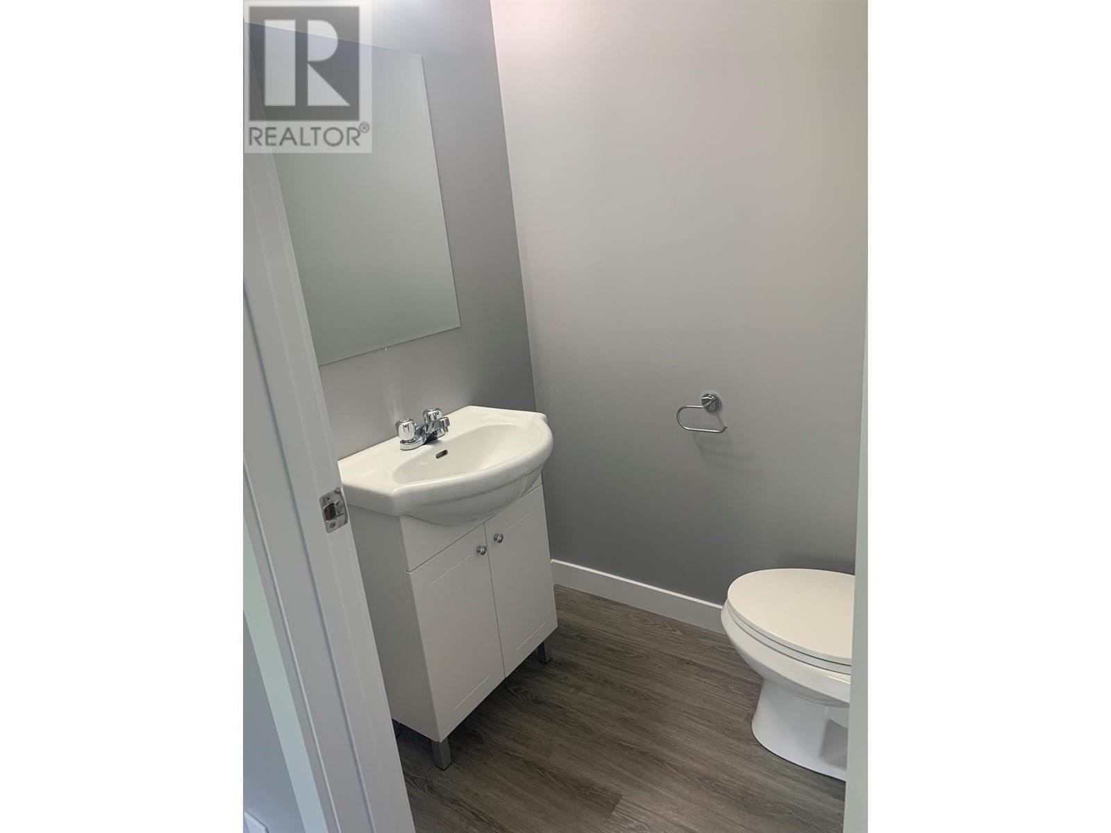 2755 95 Highway, Brisco, British Columbia  V0A 1B0 - Photo 9 - 10343197