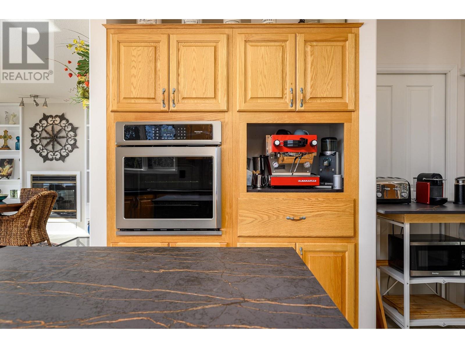 7448 Old Stamp Mill Road, Vernon, British Columbia  V1H 1C3 - Photo 17 - 10342545