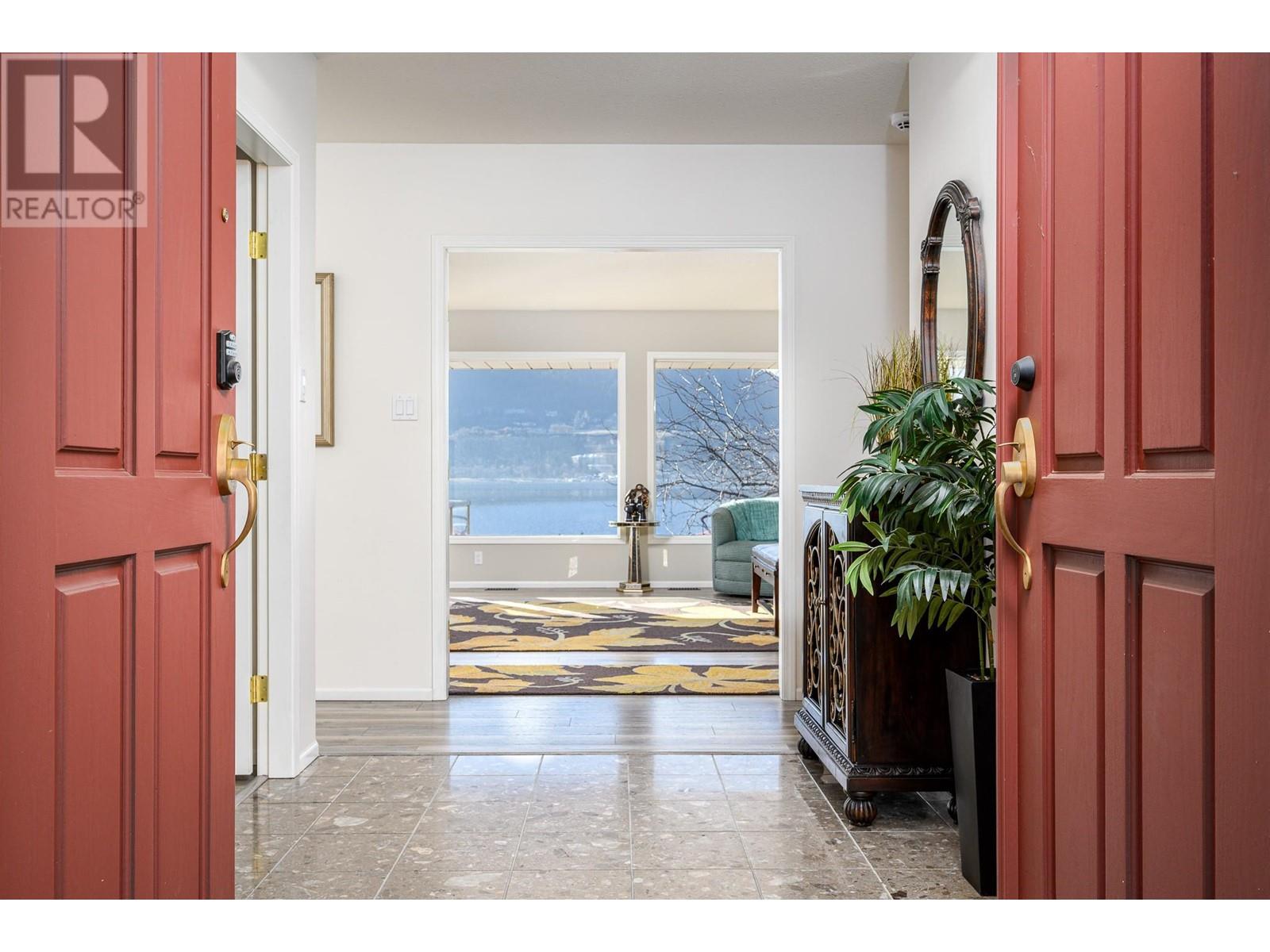 7448 Old Stamp Mill Road, Vernon, British Columbia  V1H 1C3 - Photo 4 - 10342545